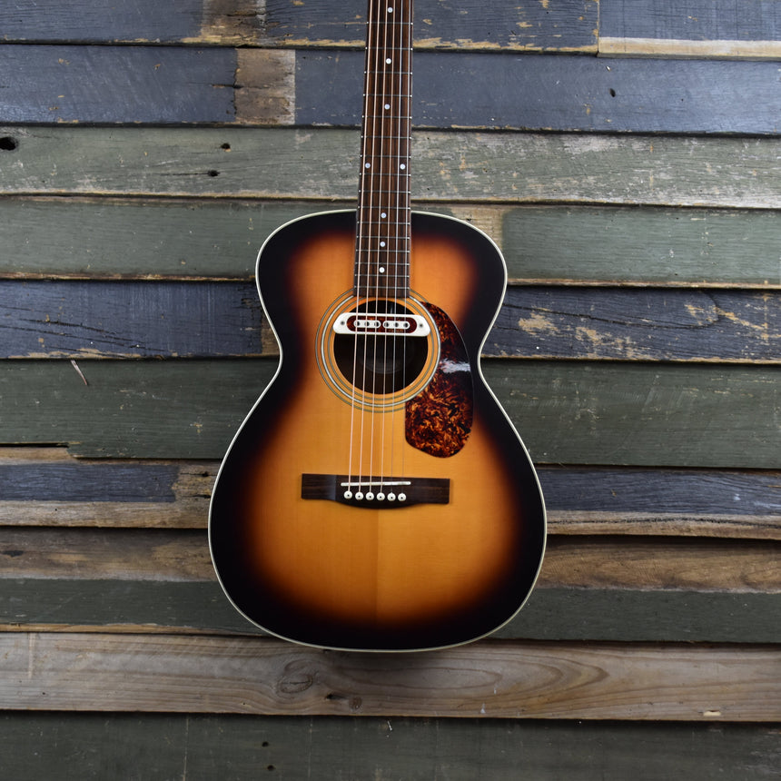 Guild Westerly Collection M-240E Troubadour with Rosewood Fretboard 2017 - 2018 - Sunburst