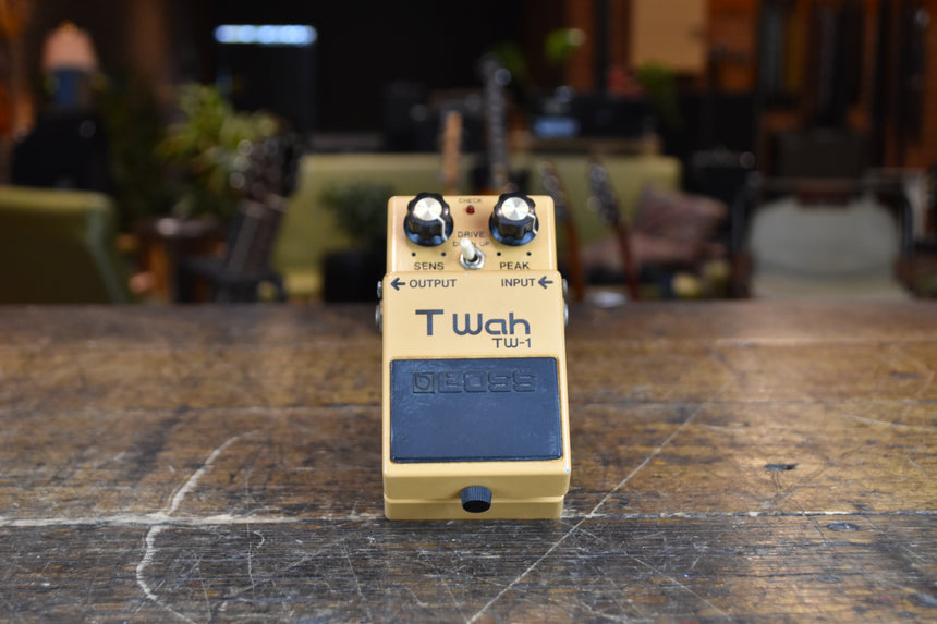 Boss TW-1 T Wah (Black Label) 1983 - Yellow