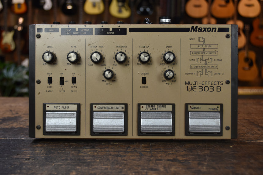 Maxon UE 303 B Bass Multi-Effects Pedal