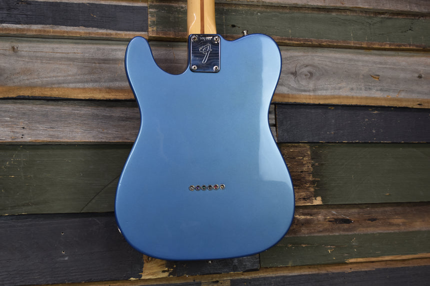 Fender  Telecaster w/ OHSC 1975 Lake Placid Blue