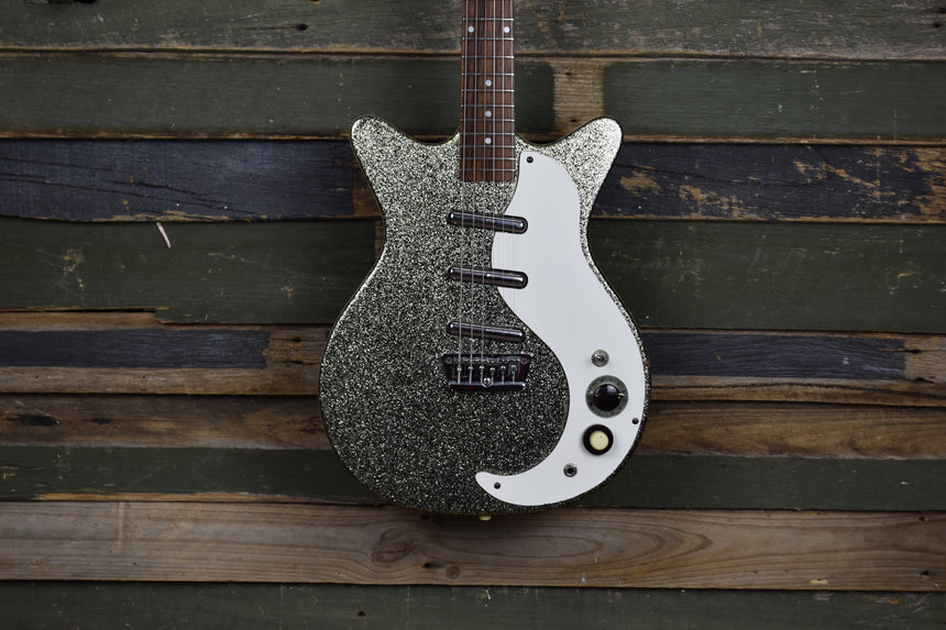 Danelectro DC-3 1998 - 2004 - Silver Metalflake