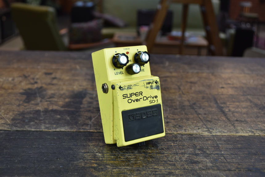 Boss SD-1 Super OverDrive (Silver Label) 1997 - Present - Yellow