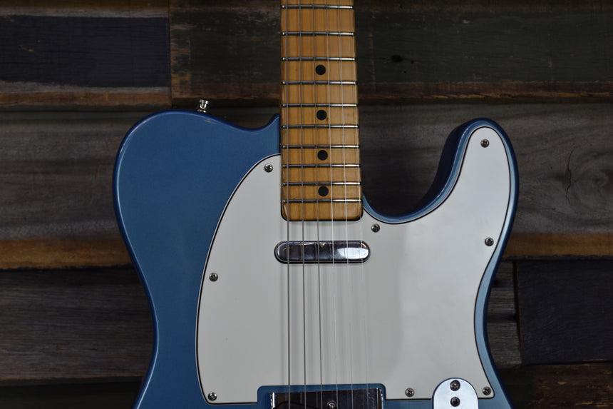 Fender  Telecaster w/ OHSC 1975 Lake Placid Blue